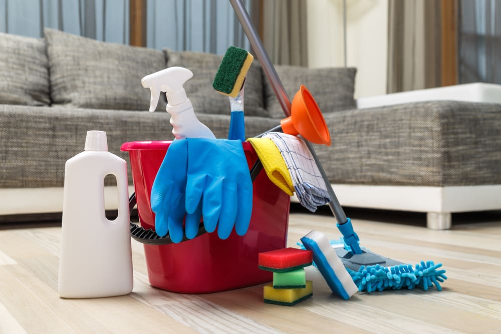 how-to-properly-dispose-of-unused-cleaning-products.