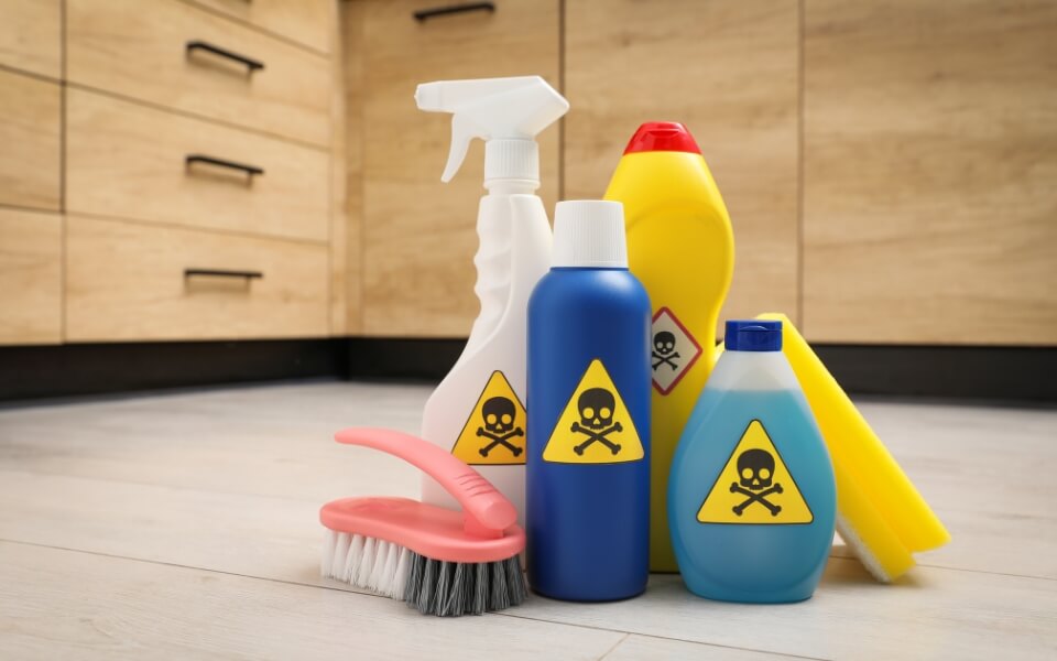 how-to-tell-if-your-cleaning-products-contain-pfas